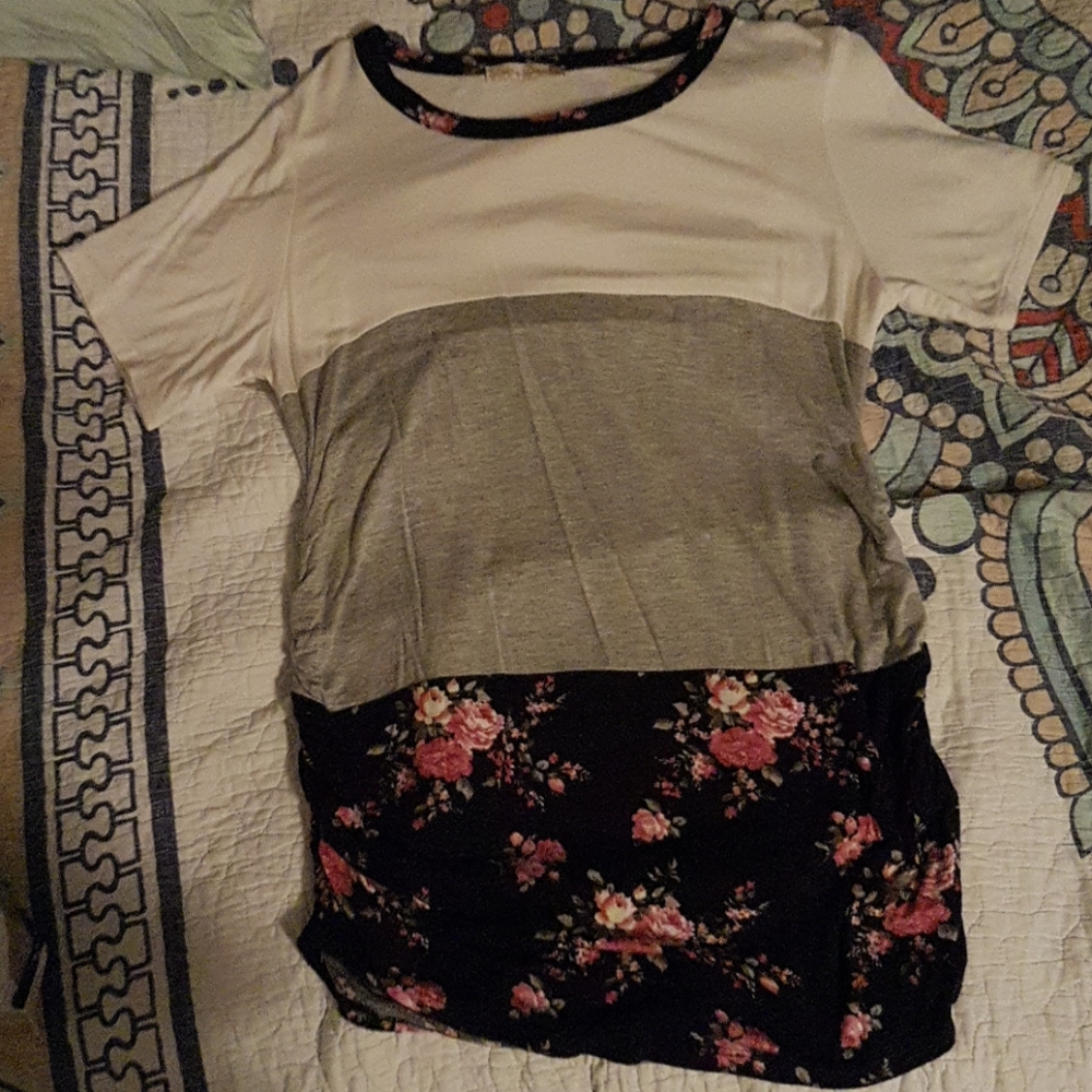 Maternity shirt